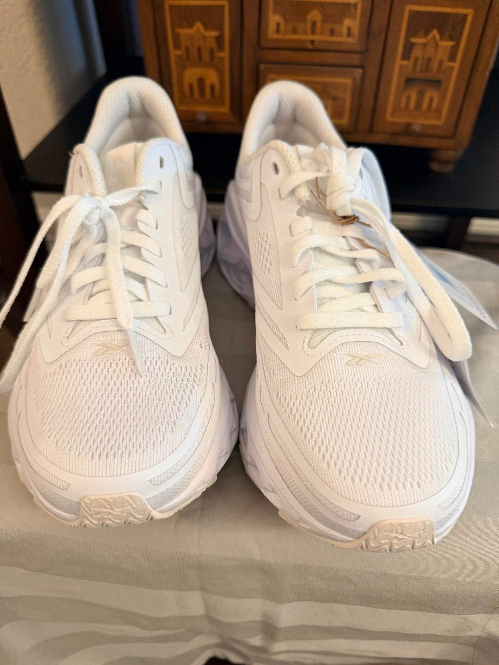 Reebok Fuel Flex Run Women’s Sneakers Size 7-Triple White-NWT
